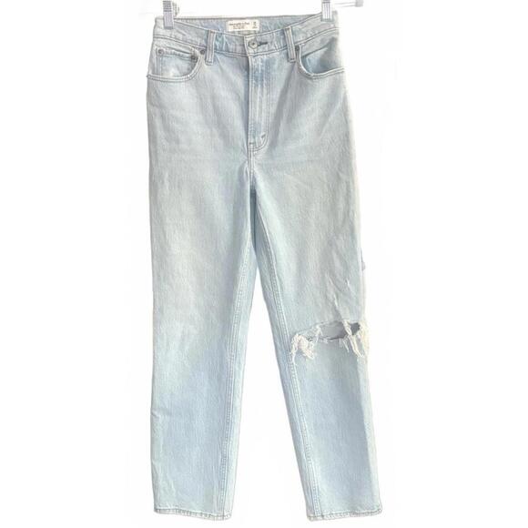 Abercrombie & Fitch The '90s Straight Ultra High Rise Distressed Light - Picture 1 of 7